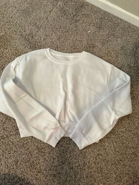Cropped White Crewneck Sweatshirt